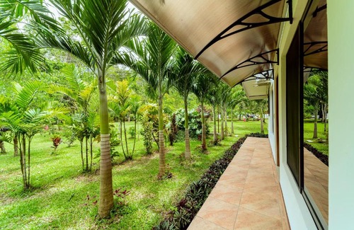 Puerto Viejo de Talamanca Hotel | Casa Blossom - Beach Paradise Retreat