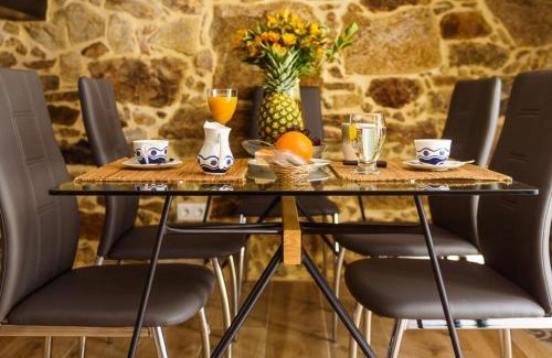 Boiro House | Casa Brétema en 1ª línea de playa