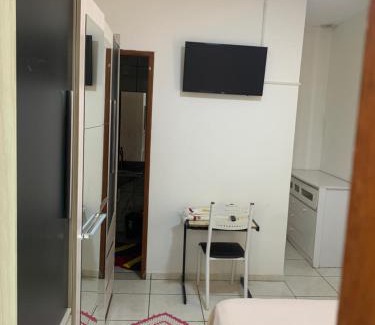 Londrina House | Casa Branca