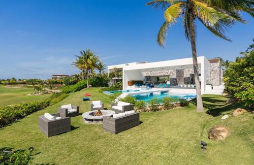 Punta de Mita Villa | Casa Brisa Luxury on The Beach
