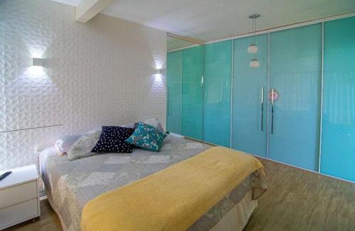 Meia Praia House | Casa c/piscina á 15 minutos Parque Beto Carreiro e 300m da praia Navegantes
