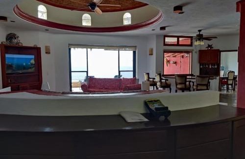 Manzanillo House | Casa Cangrejos