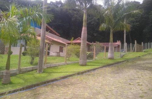 Bueno Brandao House | Casa Casoli - Perfeita para família e amigos