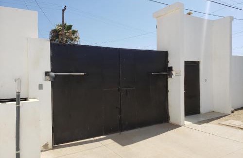 Ensenada House | Casa cerca de Estero Beach