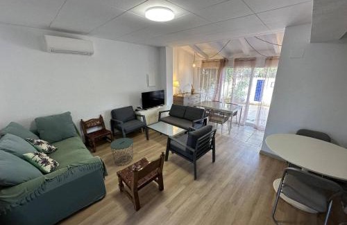 Santa Margarida House | Casa cerca de la playa con piscina comunitaria AV-51