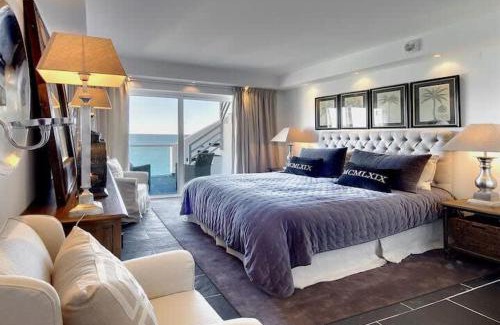Peneco Beach House | Casa Chanel - Ocean front with rooftop SPA Jacuzzi