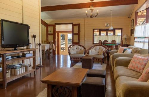 Alto da Boa Vista House | Casa com lareira e lazer, em Campos do Jordao SP