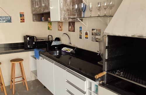 Ipiranga House | Casa com piscina em Caraguatatuba
