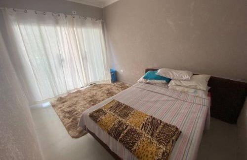 Santo Inacio House | Casa Com Piscina em Pousada Oasis do Paranapanema - Estadia e Alegria