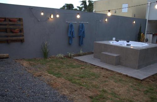 Chapada dos Guimaraes House | CASA COM SPA de HIDRO COM AQUECEDOR a 700 MTS DO CENTRO