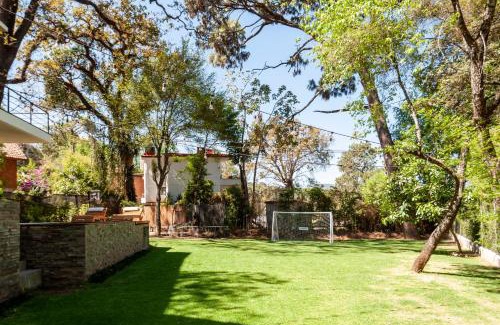Valle de Bravo House | Casa con amplia terraza y jacuzzi en Avándaro