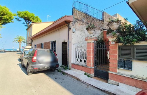 Roseto degli Abruzzi Apartment | Casa con giardino a due passi dal mare