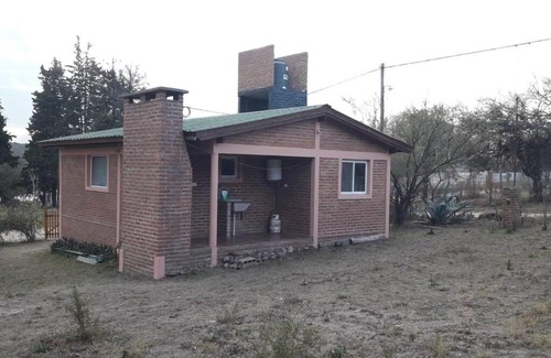 Villa Amancay House | Casa con gran jardín a 100 mts del Río Amboy