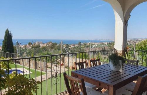 Barcelona House | Casa con gran jardín y unas preciosas vistas