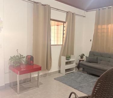 Asa Sul House | Casa confortável no centro