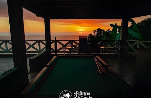 Praia de Borrifos House | Casa costeira com vista e área gourmet no Borrifos