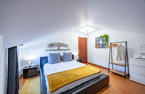 Santana Apartment | Casa da Achada by YOUR KEY