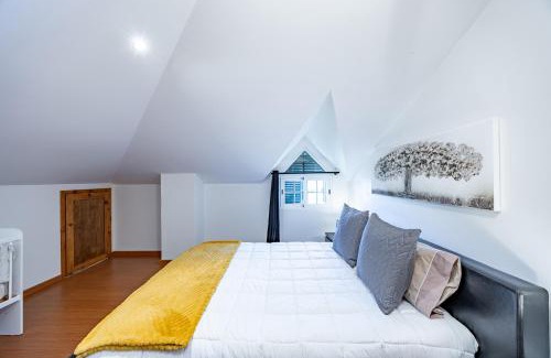 Santana Apartment | Casa da Achada by YOUR KEY