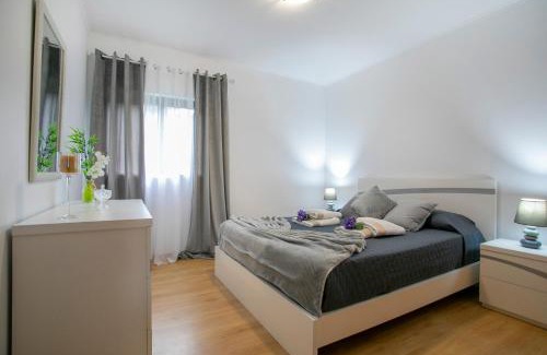 Ponta Delgada Apartment | Casa da Belinha