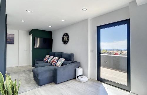 Campo de Baixo House | Casa da Figueira by AH