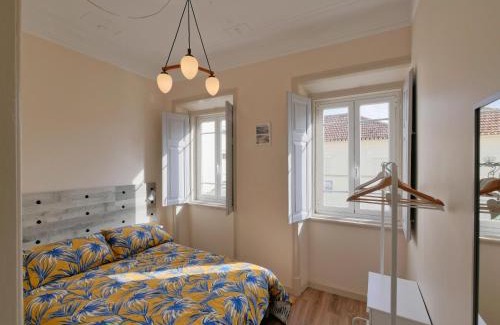 Parede Apartment | Casa da Parede - Beach & Mountain