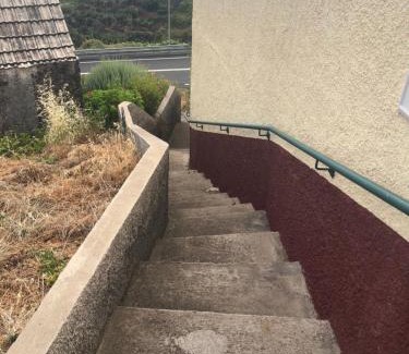 Estreito da Calheta House | Casa da Rainha Bungallow