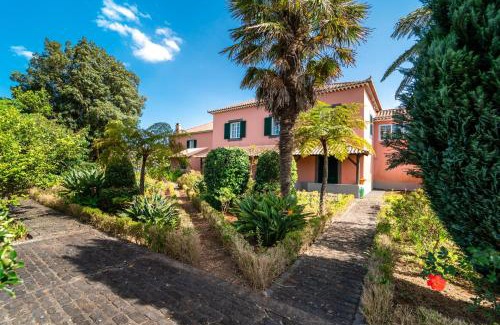 Santana House | Casa da Tia Clementina
