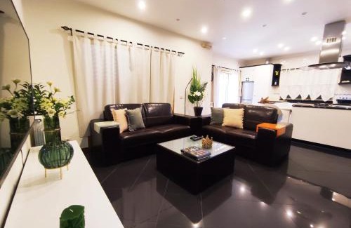 Lanhelas House | Casa Da Veiga