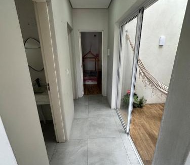 Fragata House | Casa de 2 dormitórios com piscina