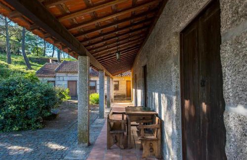 Beijos House | Casa de Andrães Magnolias