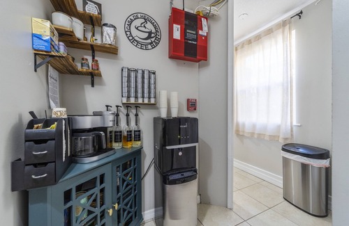 Downtown Historic District House | Casa De Hernandez-Boutique Hotel- AZUL- King suite