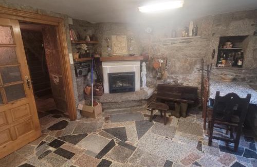 O Corgo House | Casa de López