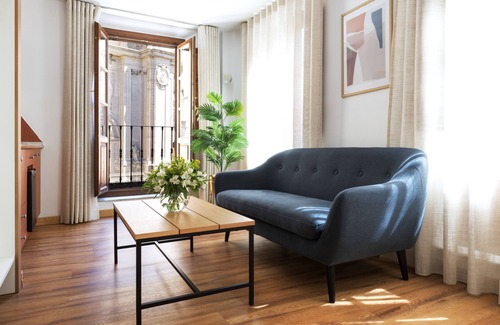 Central District Apartment | Casa de la Catedral