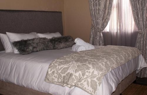 Polokwane House | Casa de la Presa 3