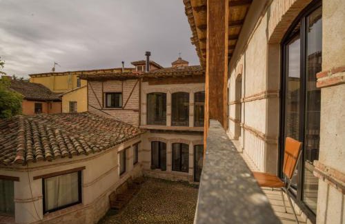 Alcala de Henares House | Casa de los Mendoza - Casa Solariega en el casco histórico