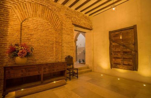 Alcala de Henares House | Casa de los Mendoza - Casa Solariega en el casco histórico