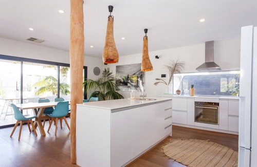 North Coogee House | Casa de Praia - Coastal Luxury in North Coogee