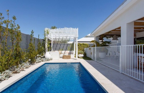 North Coogee House | Casa de Praia - Coastal Luxury in North Coogee