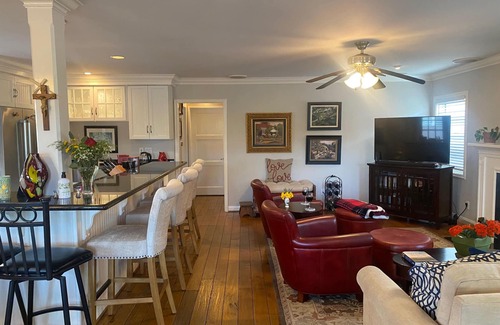 Corona del Mar Cottage | Casa del Mar Cottage by the Sea