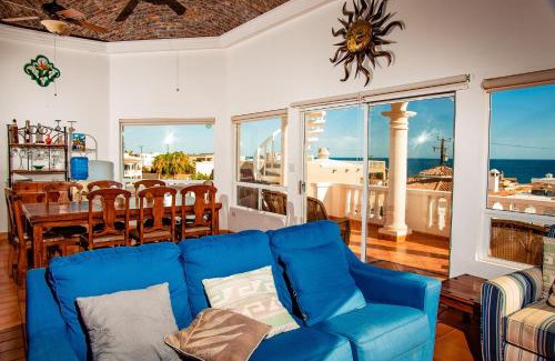 Las Conchas House | Casa del Sol by FMI Rentals