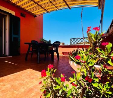 Prenestino-Centocelle Apartment | Casa del Vento - Panoramic Rooftop next to Metro C