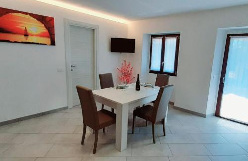 Feriolo Apartment | CASA DELLE ROSE 2