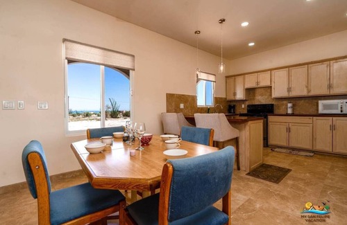 El Dorado Ranch House | Casa Desert Rose Vacation Property