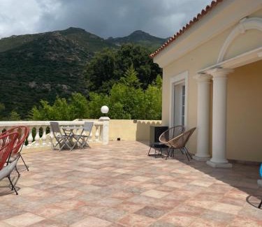 Poggio-dʼOletta Bed & Breakfast | CASA DI CAJUCAN