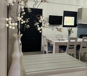 Karystos Apartment | Casa Di Mare - Terra