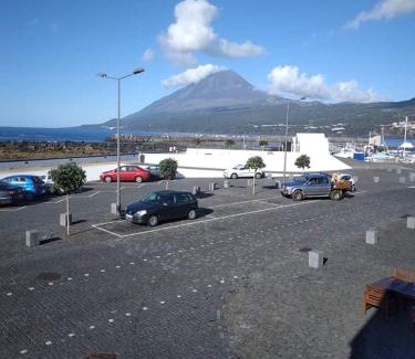 Lajes do Pico House | Casa do Craveiro