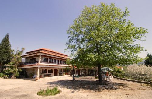Amares House | Casa do Lago