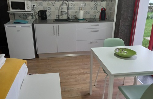 Angra do Heroismo Apartment | Casa do Poço - Little house, located in the heart of a calm and rural village.