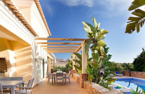 Lagoa e Carvoeiro Villa | Casa Dos Cedros