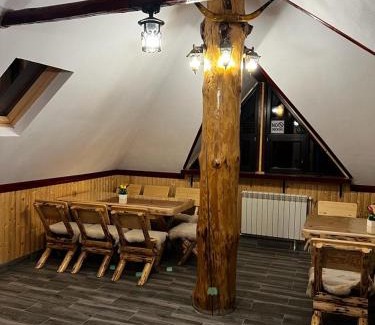 Bran House | Casa Drumul dintre Munti